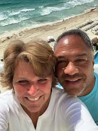 In 2018, Canelo Alvarez's brother was kidnapped just one week before his  scheduled fight against Rocky Fielding. Canelo personally negotiated with  the kidnappers for nearly three days, securing his brother's release.  According