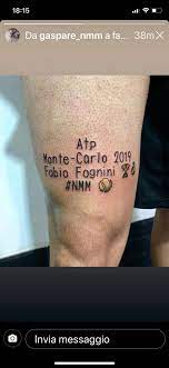Nick kyrgios has unveiled his highly detailed sleeve tattoo featuring a tribute to the late kobe bryant and nba star lebron james. Fan Di Fognini Si Tatua Il Successo Di Montecarlo Il Padre Del Tennista Se La Ride Foto