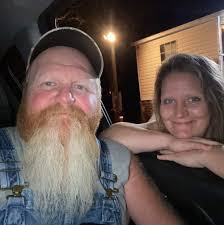 What is the ideal size and layout for a building to house an LT35 hyd  sawmill?