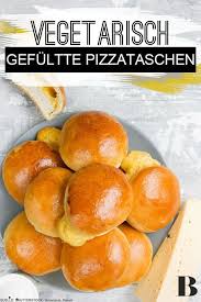 Wurzig Gefullte Pizzataschen Rezept Pizzataschen Pizza Taschen Partyrezepte Fingerfood