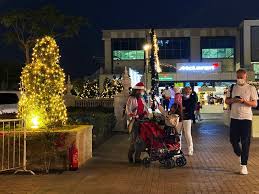 Christmas lite brite papptern print out : Uae Residents Enjoy A Festive Christmas Eve With Bright Lights And Delicious Food News Photos Gulf News