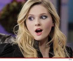 See her all boyfriends' names and complete biography. Abigail Breslin Pulls A Juan Marquez And Kos A Stunt Guy