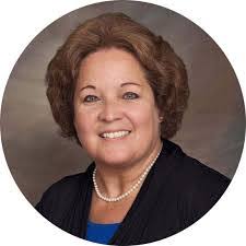 Dianne Solis's Instagram, Twitter & Facebook