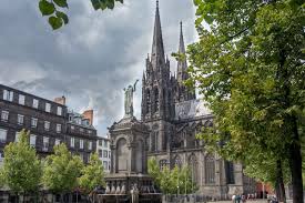 14,976 likes · 1,539 talking about this · 17,640 were here. Agence Family Sphere A Clermont Ferrand Le Specialiste De La Garde D Enfants A Domicile