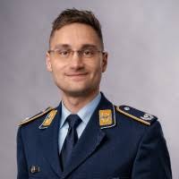 20+ "Benjamin Hanke" profiles