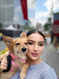 From DALMALLY REG'D CANADA To the DUNCAN ESTATE, U.S.A. Congratulations...  For the Sensational Welsh Corgi Pembroke Int. Champion (England, U.S.A..  Canada) LEE'S SYMPHONY... To Miss Jane Kamp who handled him to Stardom