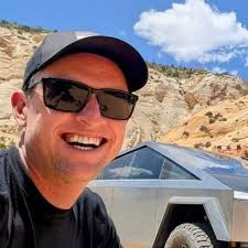 Kyle Field (@mrkylefield)