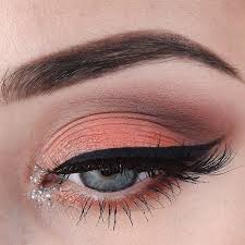 We will walk you through it step by step below. 15 Easy And Stylish Eye Makeup Tutorials How To Wear Eye Makeup