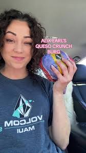 Alex Earl's Triple Queso Crunch Burger Review