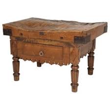The best french country kitchens are beautifully decorated spaces that feel both homey and the hammered, copper apron sink along with wood flooring and the vintage farmhouse table adds cozy warmth to cooking space. French Country Kitchen Table 9 For Sale On 1stdibs