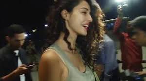 Oops ! Disha Patani Juicy Lemons Shaped Visible So H0t video - id ...