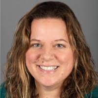 Julia Pizzuti's Instagram, Twitter & Facebook