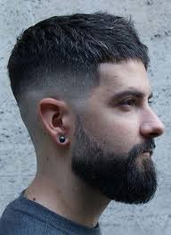 Frisur 2019 Herren Kurz Neue Frisuren Haarschnitt Manner Haarschnitt Mannerhaare