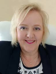 Linda Gulledge's Instagram, Twitter & Facebook