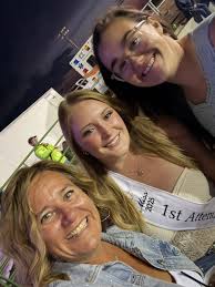 Congratulations to GHS cheerleaders Wailynn and Sienna