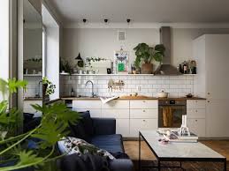 Cette étagère en zinc murale est facile à fixer avec ses attaches au dos. Des Etageres Murales De Style Industriel Pour Sa Cuisine Turbulences Deco