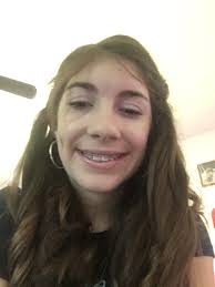 Mikayla Faith Graham (@LinzyMikayla)