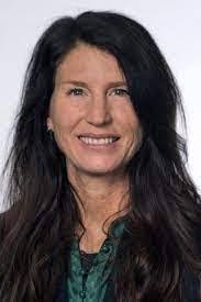 Tracy Hemann's Instagram, Twitter & Facebook