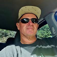 What are you guys using for a street/strip trans behind 750hp. Was going to  do a 700r4 or a 4l60 but the transmission shop close to me says they wont  hold up