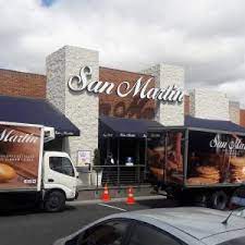 Zona 11 aguilar batres alquilo local comercial de 1200 metros mas area de parqueo para 14 vehiculos ideal para vent more. San Martin Majadas Guatemala Restaurante Panaderia Internacional Degusta