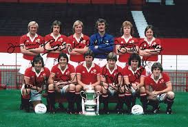 Hand Signed 12x8 Photo Man United 1977 Fa Cup Winners Manchester United Legends Manchester United Players Man United
