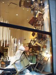 Window Display Yes Anthro Anthropologie Window Display Window Display Store Window Displays