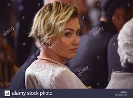 My tweets are real, and they're spectacular. Portia De Rossi Stockfotos Und Bilder Kaufen Alamy