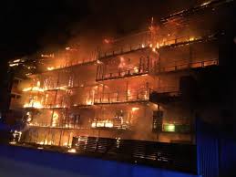 Panne sur une balance en mars 2006 Un Incendie Dans Le Var Repose La Question Des Feux De Facade