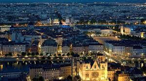 Le samedi 27 mars, dans le cadre de l'opération mondiale earth hour, la ville de lyon participe à ce défi symbolique. Is Lyon Expensive France Travel Blog