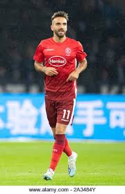 41 minutes ago · beşiktaş'ın yeni transferi kenan karaman, akşam antrenmanı öncesinde soruları yanıtladı. Kenan Karaman Stock Photos Kenan Karaman Stock Images Alamy Stock Photos Photo Image