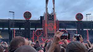 Sehen sie sich liveübertragungen auf der rt deutsch webseite an. Rammstein Deutschland Live In Bern 5 Juni 2019 Youtube