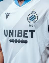 2017 wurde er zudem mit dem goldenen schuh als bes Club Brugge 2020 21 Auswarts Trikot