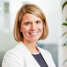 Lindsey Downing's Instagram, Twitter & Facebook