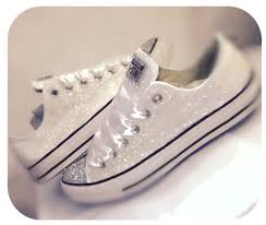 Women S White Converse All Star Chucks Crystal Bling Sneakers Prom Wedding S Fashion Photography Hochzeit Turnschuhe Schuhe Hochzeit Hochzeitsschuhe