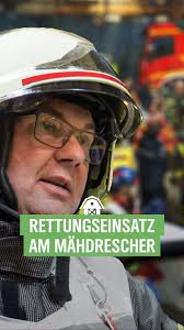 Engagierst du dich auch für die Feuerwehr? Die FFW Hattstedt übte am  vergangenen Wochenende einen Rettungseinsatz am Mähdrescher. Weil solch  eine Übung so selten ist, kamen Feuerwehrleute aus ganz ...