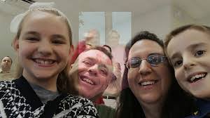 Diana Wickline's Instagram, Twitter & Facebook