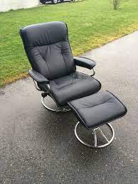 Den sessel haben sich meine eltern neu beziehen lassen, der bezugsstoff ist von jab. Stressless Sessel Neu Beziehen In Leder