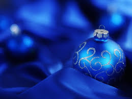 A huge list of free holiday wallpapers that you can use to decorate your computer, tablet, and phone for the holidays. Holiday Screensavers And Wallpapers Wallpaper Cave