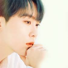 Joining the badminton club are oh sang wook, the korean fencer who recently won a gold medal at the tokyo olympics, seventeen's seungkwan, who . Seungkwan Gifs Wifflegif