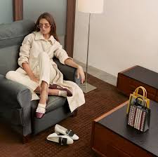 By combining 3 different types of modules, you can create the sofa of your dreams, in the perfect shape and size for your space. Geometric Bags And Two Tone Shoes Fall 2020 Charles Keith De