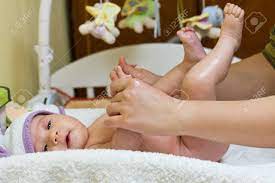The bath massage company offer baby massage courses including expert baby massage tuition and 'take home' course notes each week. Bath After Massage For Babies