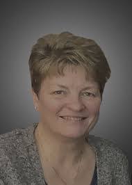 Karla Maurer's Instagram, Twitter & Facebook