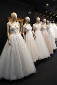 Maybe you would like to learn more about one of these? Hochzeitskleid Rotes Band Brautkleid Rot Rote Abendkleid
