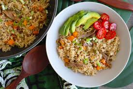 Riz Emince De Veau Et Petits Legumes En 2020 Emince De Veau Riz Recette Boeuf