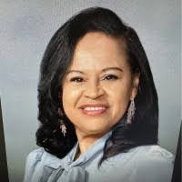 Stephanie Montgomery's Instagram, Twitter & Facebook