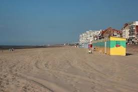 Easily accessible from the a16 highway, our inexpensive hotel is about nine miles from dunkirk and less than two miles from the. Beaches In Dunkirk France 59 Seaside Resort Of Dunkirk Malo Les Bains Reviews Photos Plages Tv