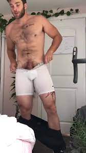 Stripper: BEAUTIFUL GUYS CUMMING ON CAM - ThisVid.com