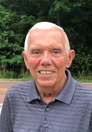 MSU graduate makes donation for science scholarships