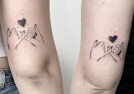 Os corações são as imagens mais populares para as tatuagens de melhores amigos. Tatuagem De Amigas 35 Ideias Estilosas Para Eternizar A Amizade Blog Da Pajaris Biquinis Moda Viagens E Vida Solar