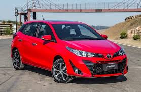La nueva generación del toyota corolla llega al mercado argentino, inicialmente en su versión mas los precios recomendados del toyota corolla 2020 en argentina quean así: Toyota Yaris 2019 Precio Argentina Motor Versiones Equipamiento Y Ficha Tecnica Monkey Motor